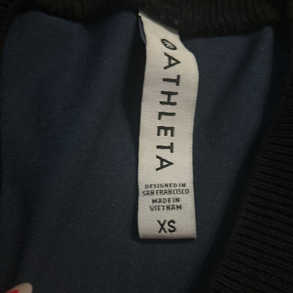 Athleta Blue Tank‎ Top - Picture 2 of 3